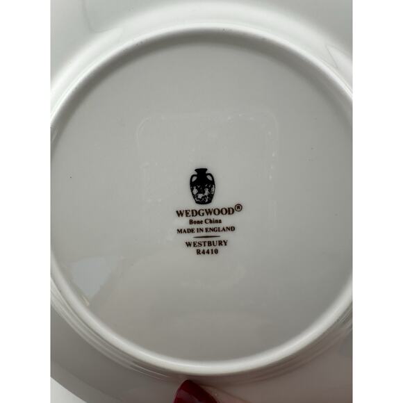 Wedgwood "Westbury" Bone China Trio Tea Set Silver Gilding Footed Cup - Picture 7 of 9